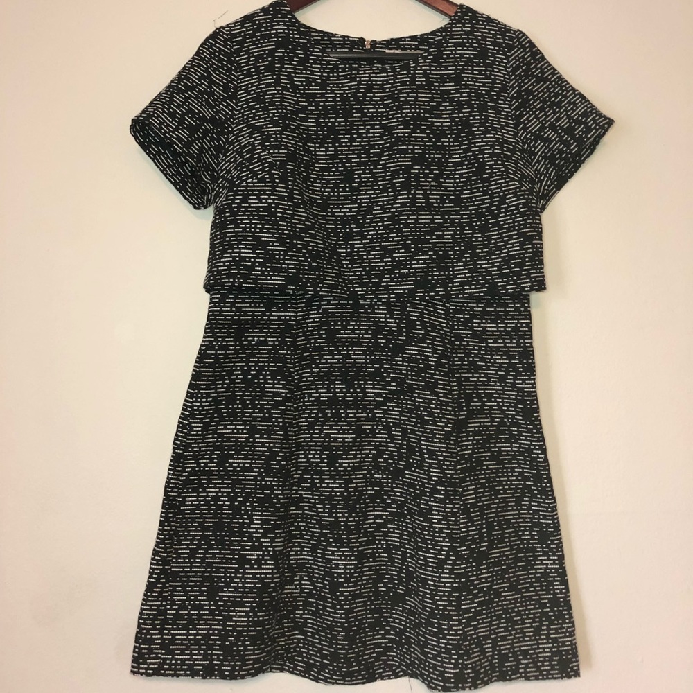 Cute navy with white “faux sequined” dress